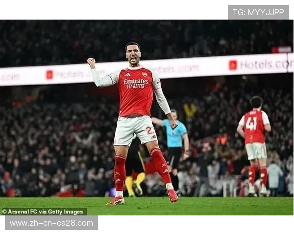 阿森纳2-3遭曼联绝杀,高位防线暴露反击漏洞 阿森纳2-3遭曼联绝杀,高位防线暴露反击漏洞